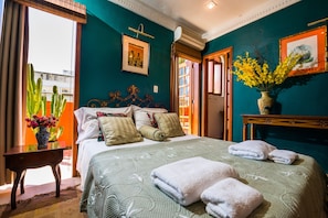 Penthouse Luxe, plusieurs chambres, vue ville | 7 chambres, literie de qualité supérieure, décoration personnalisée