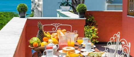 Luksus-loftsleilighet, flere soverom, byutsikt | Terrasse/patio