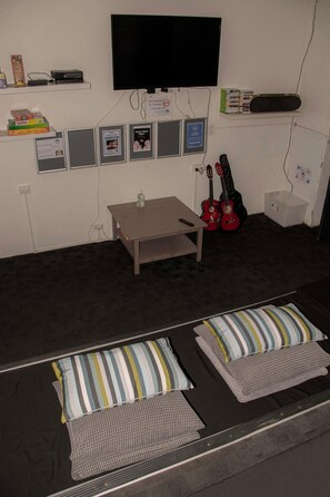Floor plan - Hump Backpackers (Potts Point)