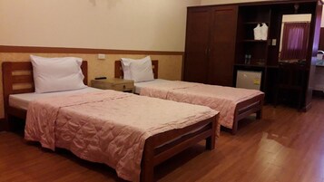 Standard Twin Room  | 折叠床/加床（额外收费）、免费 WiFi