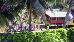 Unclassified image, 2 of 16, button - Ariki Holidays (Rarotonga)