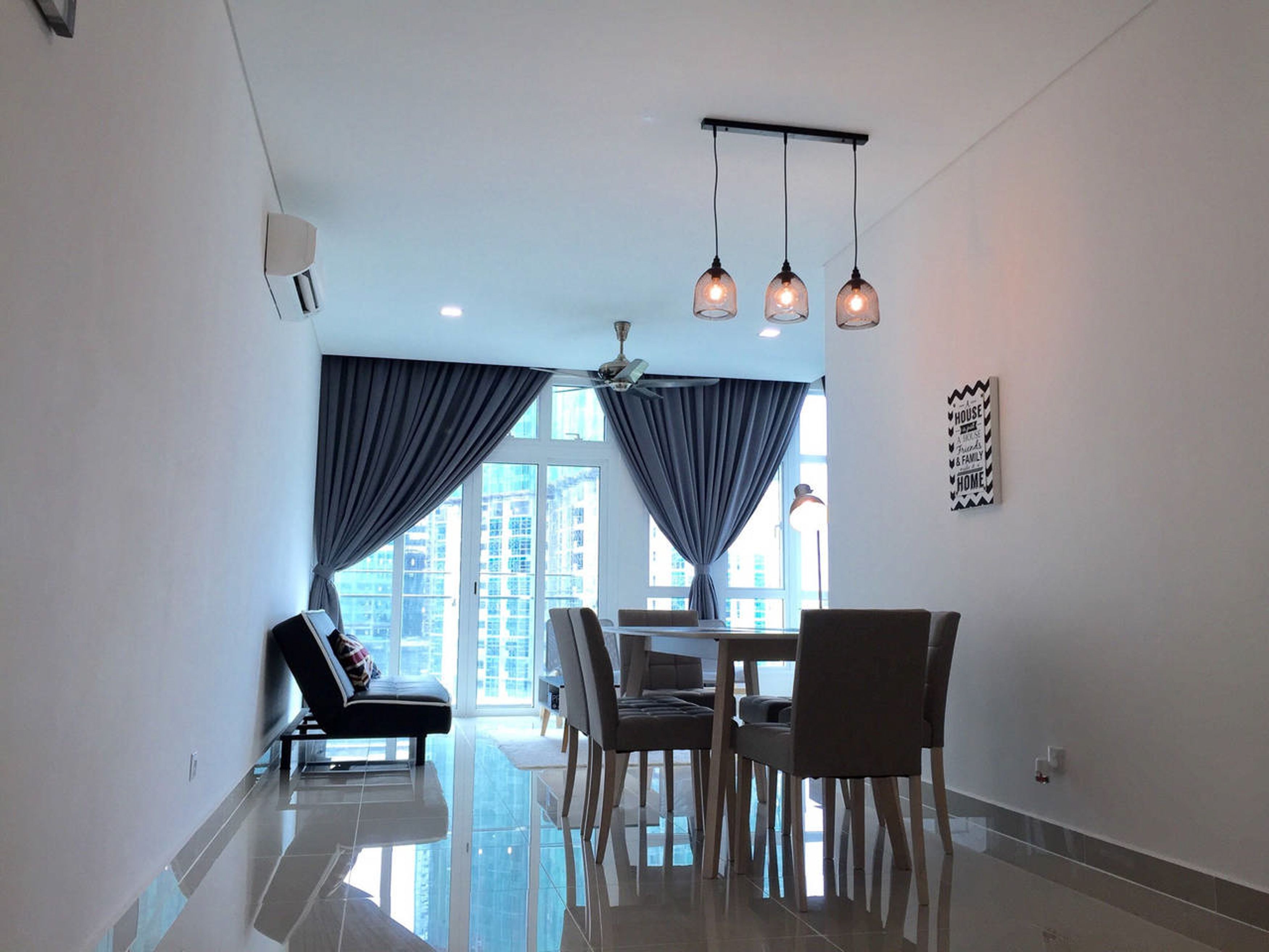 华丽公寓式客房, 2 间卧室, 无烟房, 厨房 | 1 多间卧室、高档床上用品、办公桌、遮光窗帘