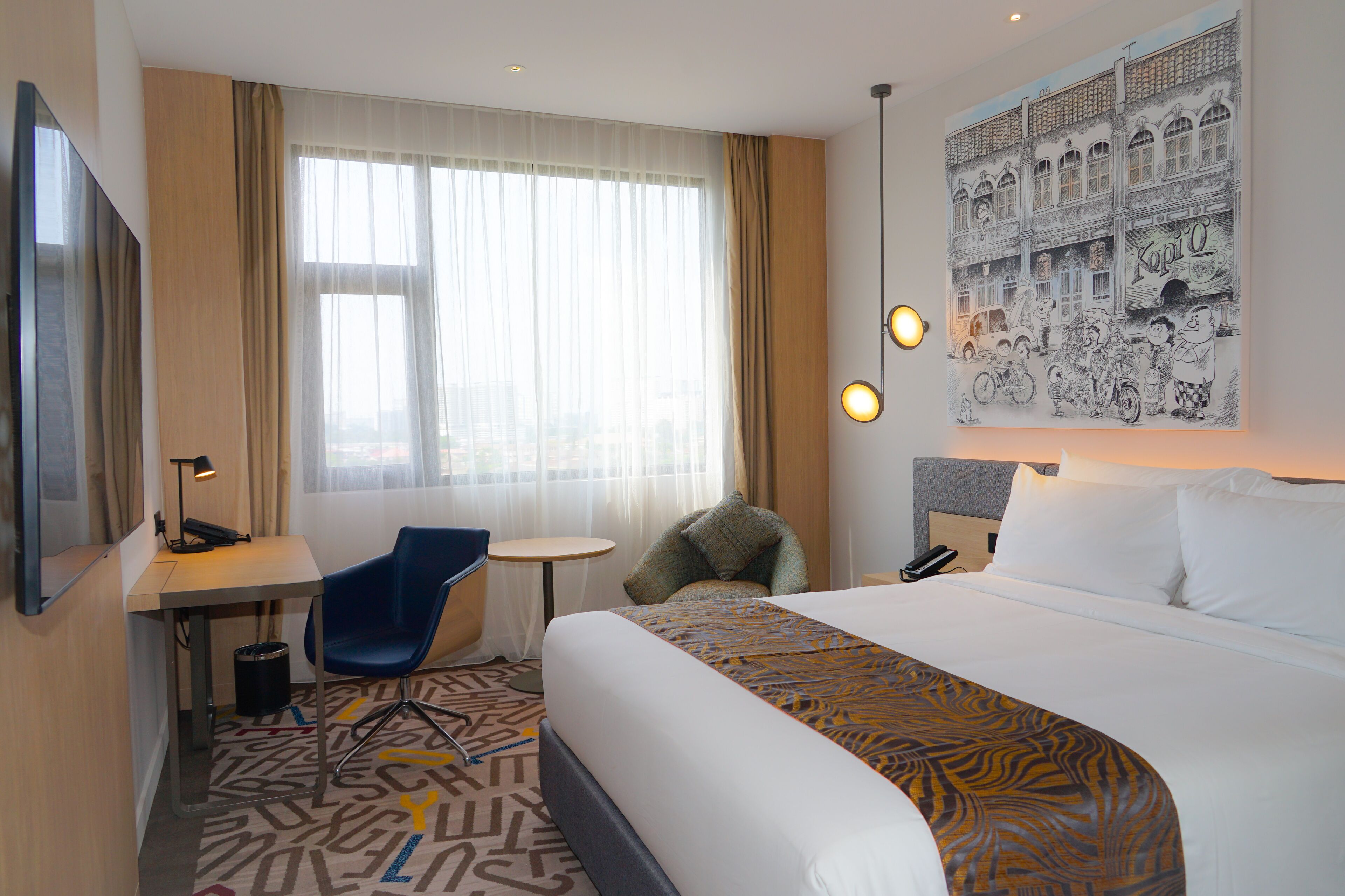 executive suite, 1 double bed | 1 bedroom, in-room safe, blackout curtains, soundproofing