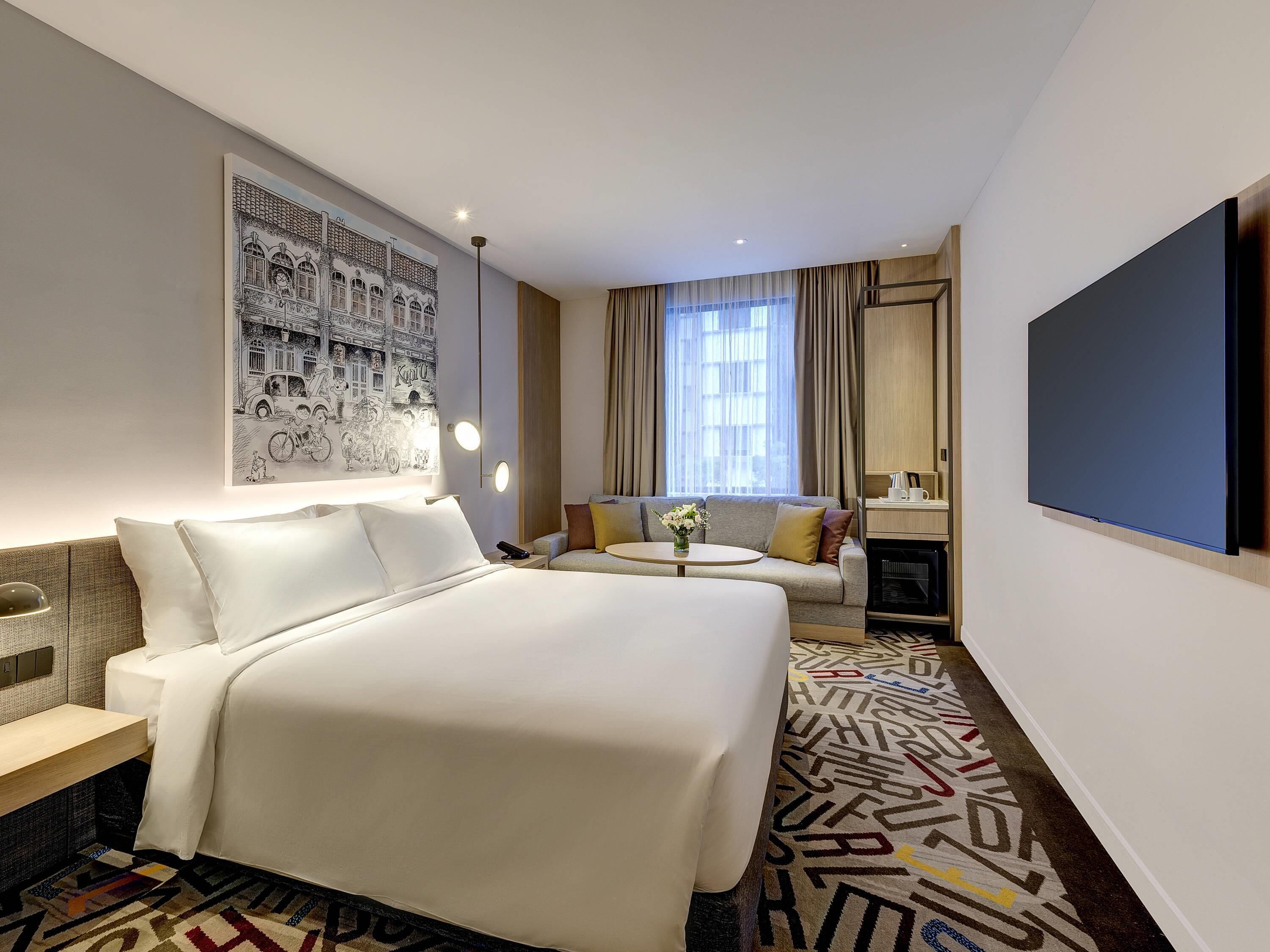 1 bedroom, in-room safe, blackout curtains, soundproofing