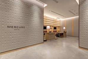 Reception - Mercure Kuala Lumpur Glenmarie (Shah Alam)