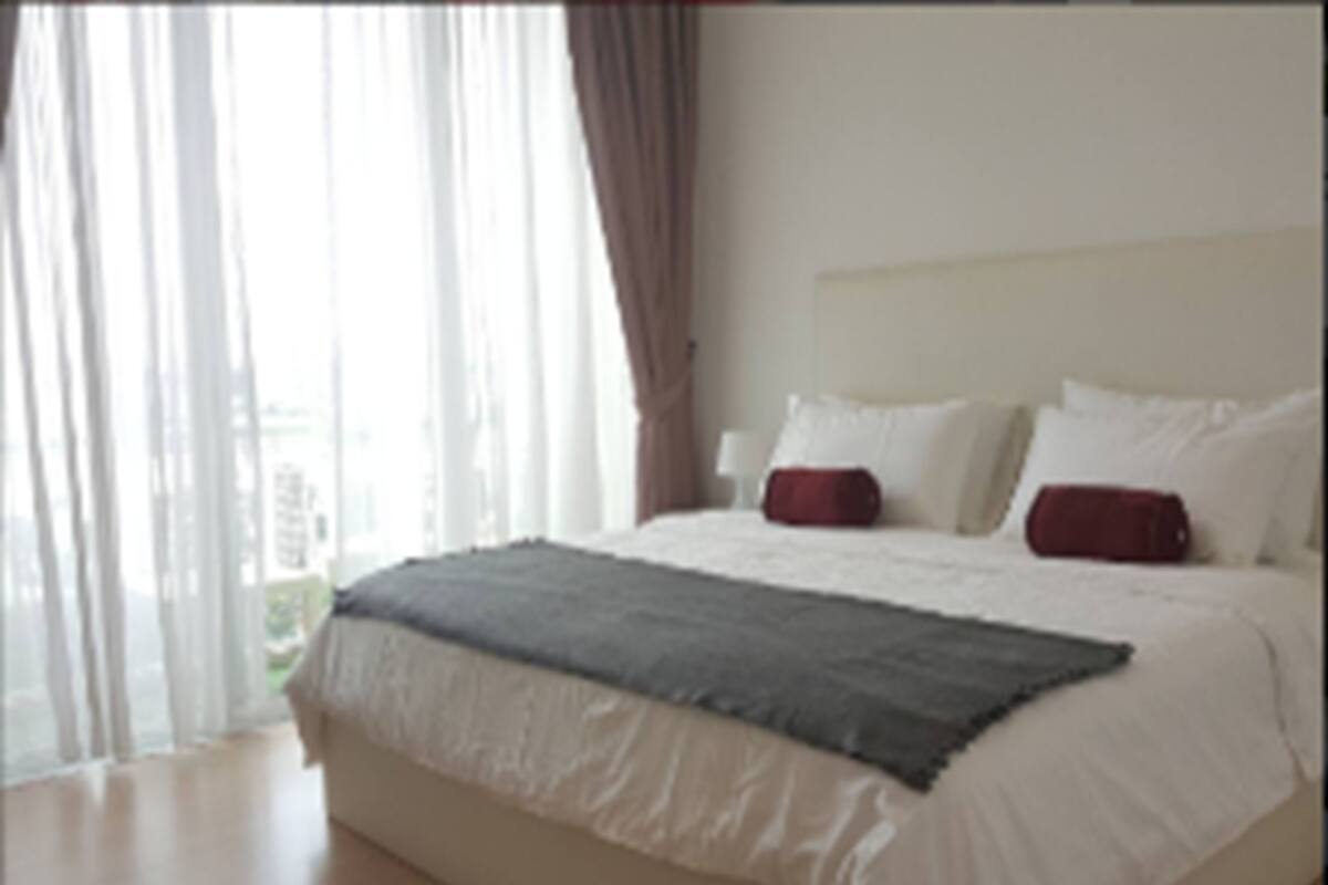 Exclusive-Apartment, 1 Schlafzimmer, Poolblick (2)