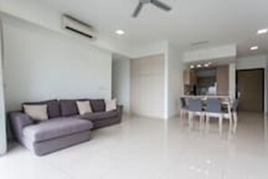 Leilighet – premium, 3 soverom, balkong | Oppholdsrom | TV