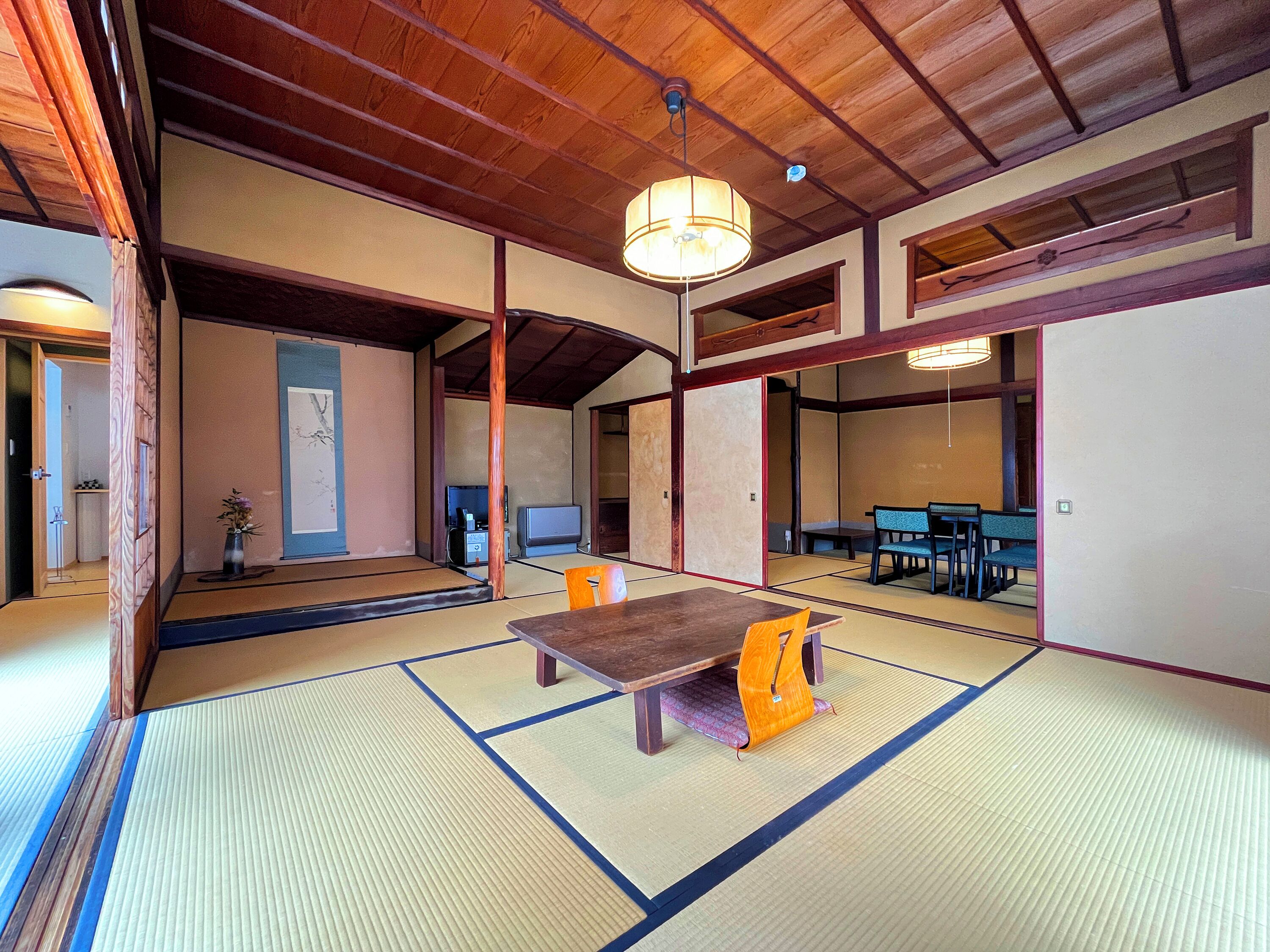  Japanese-Style Annex (Sleeps 4) Non Smoking | Down comforters, in-room safe, WiFi (free)