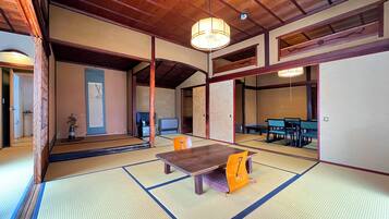Japanese-Style Annex (Sleeps 4) Non Smoking | Down comforters, in-room safe, WiFi (free)
