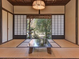 別荘 | セーフティボックス (室内)