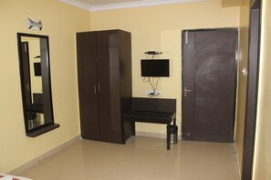 Phòng đôi Deluxe, 1 giường đơn | Giường gấp/giường phụ (phụ phí), truy cập Internet không dây miễn phí 