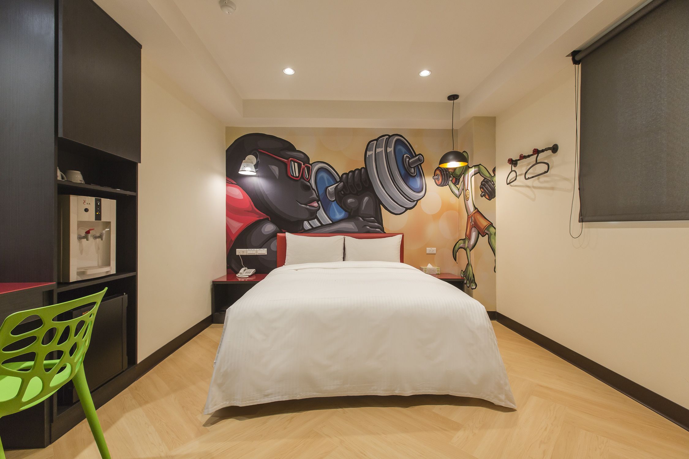 商务双人房, 1 张大床 | 办公桌、隔音、免费 WiFi、床 单