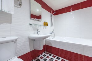 Desk, soundproofing, free WiFi, bed sheets - The Young Hotel Taoyuan (Taoyuan City)