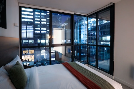 Superior Apartment, 2 Bedrooms | 1 bedroom, premium bedding, individually decorated