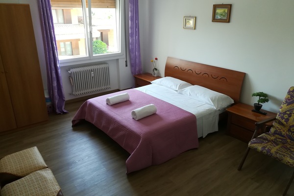 Double Room, Shared Bathroom | Soundproofing, WiFi (free), bed sheets