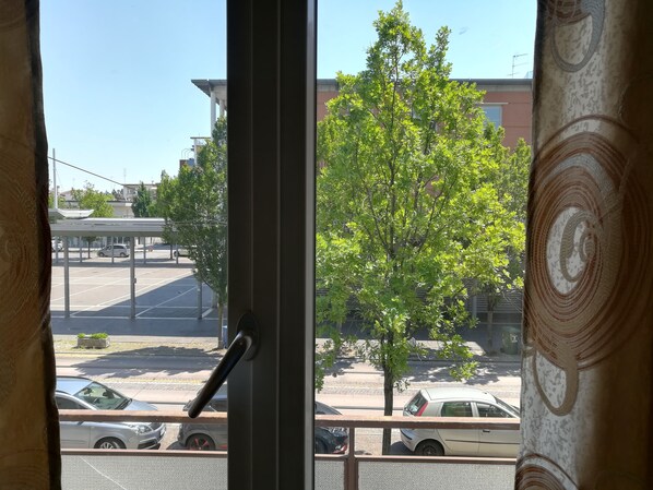 Single Room, Shared Bathroom