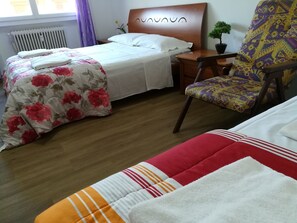 Dreibettzimmer, Gemeinschaftsbad