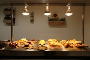 Buffet - Meg Lifestyle Hotel (Riccione)