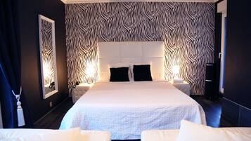 Klassieke tweepersoonskamer | Luxe beddengoed, individueel gedecoreerd, individueel gemeubileerd