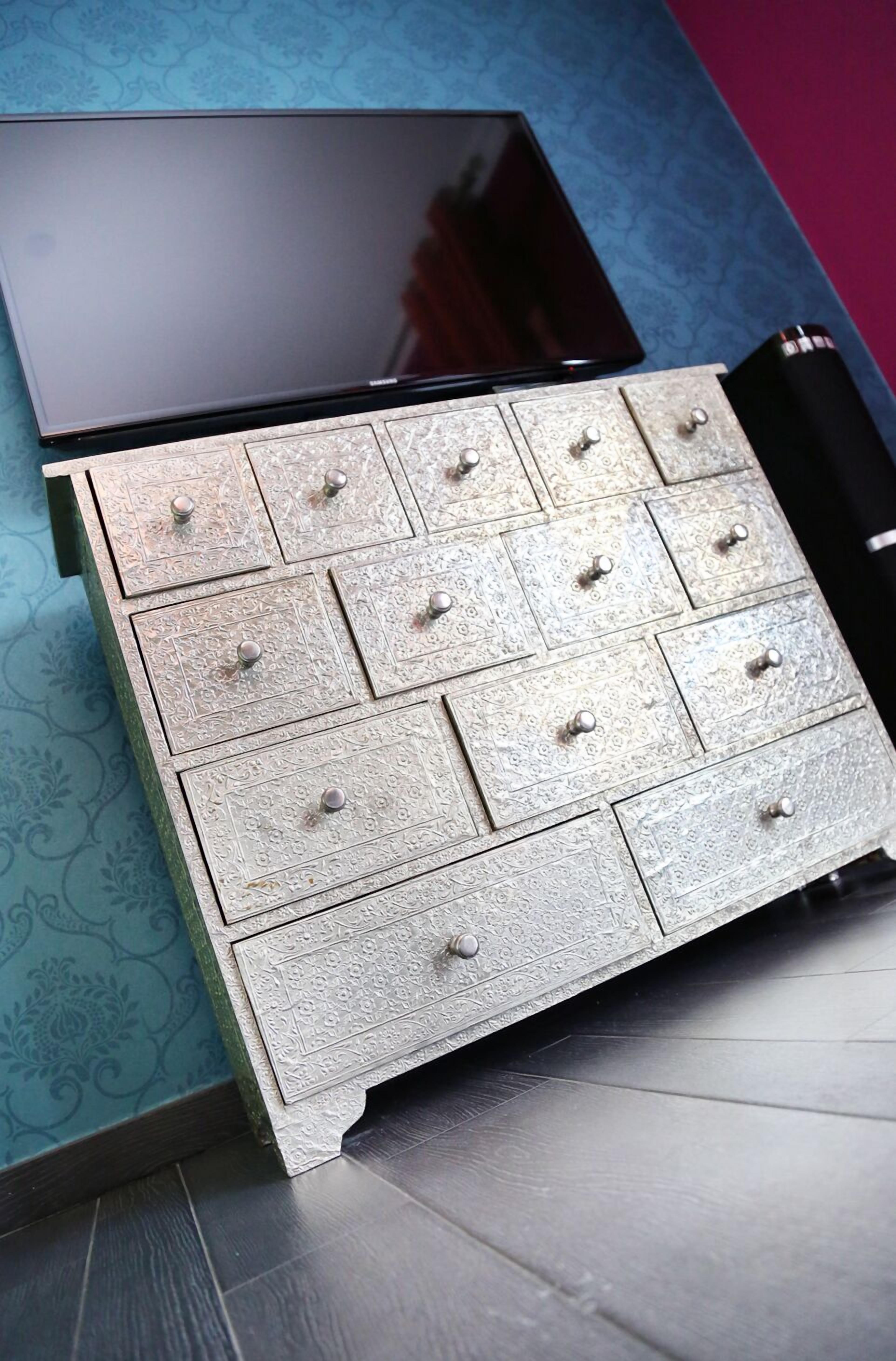 deluxe suite, hot tub | premium bedding, individually decorated, individually furnished