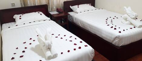 Standard Room | Desk, blackout curtains, free WiFi