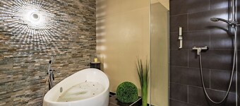 Aqualux Wellness & Tagungshotel