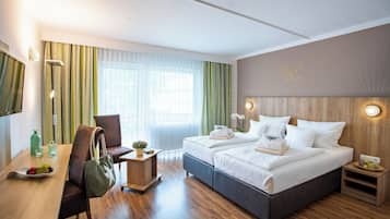 Comfort Double Room | In-room safe, desk, blackout curtains, soundproofing