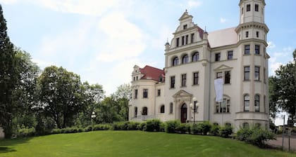 Schloss Gross Luesewitz