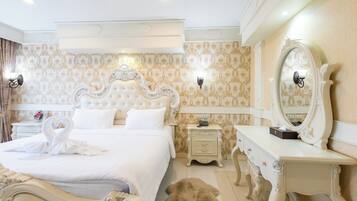 Executive Room | Blackout curtains, free WiFi, bed sheets, wheelchair access