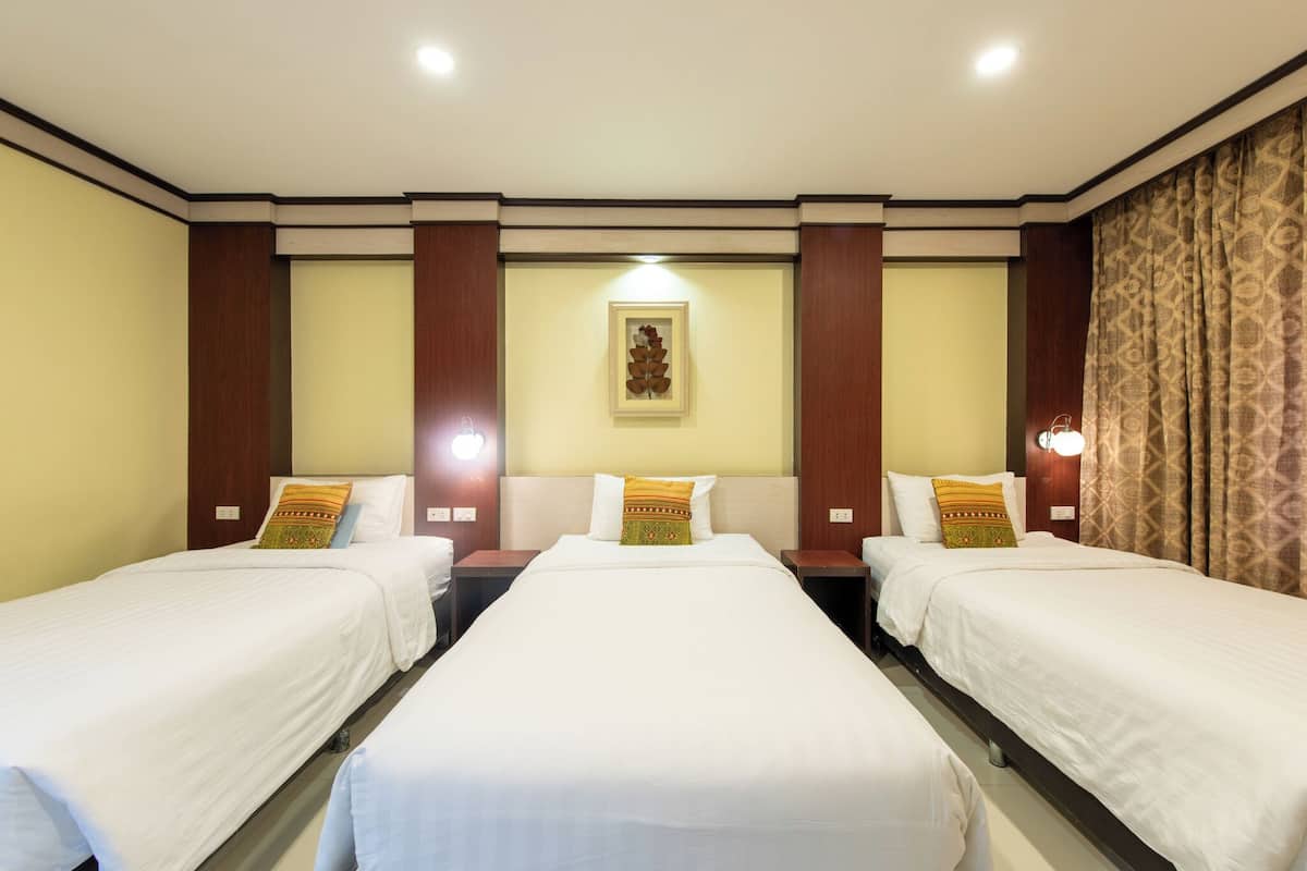Cortinas blackout, Wi-Fi de cortesia, roupa de cama