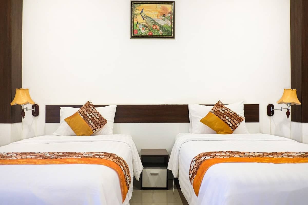 Superior Twin Room | Blackout drapes, free WiFi, bed sheets, wheelchair access