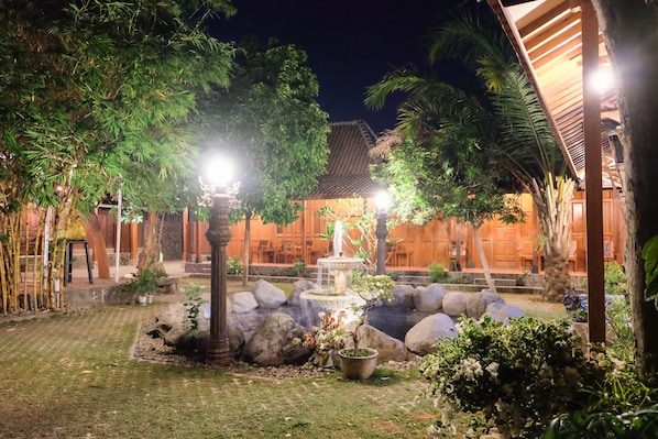 Superior Room | Pemandangan taman