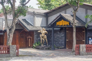 Depan hartanah
