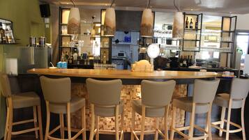 Bar (in der Unterkunft)