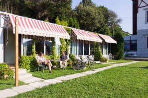 ダブルルーム ガーデン | 客室ごとに異なる装飾、客室ごとに異なるインテリア、デスク、遮光カーテン