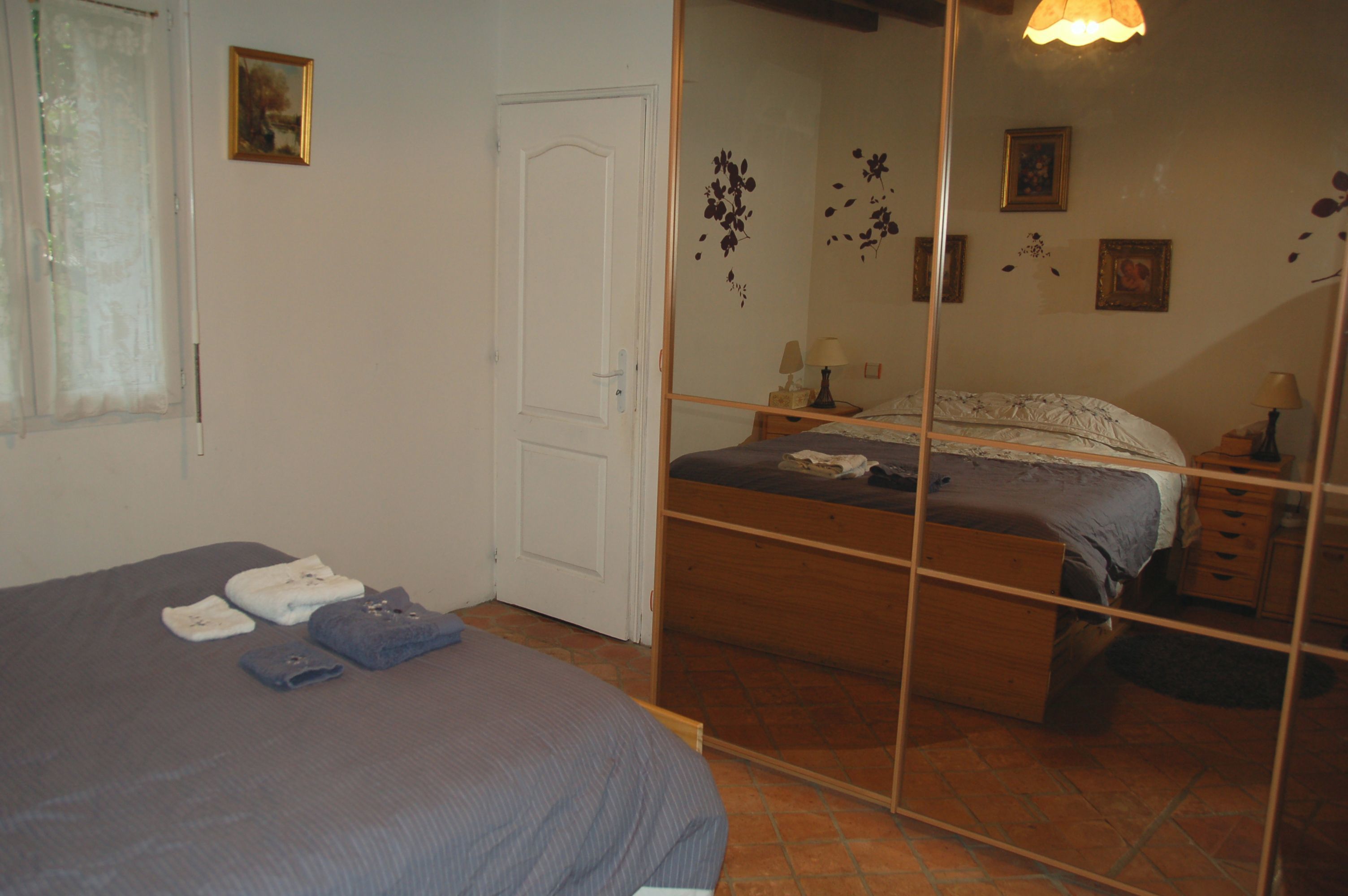 Klassieke tweepersoonskamer, 1 queensize bed, niet-roken | Individueel gedecoreerd, individueel gemeubileerd