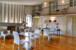 Dining - B&B Le Logge Luxury Rooms (Siena)