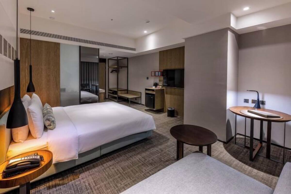 1 sovrum, duntäcken, Select Comfort-madrasser och minibar