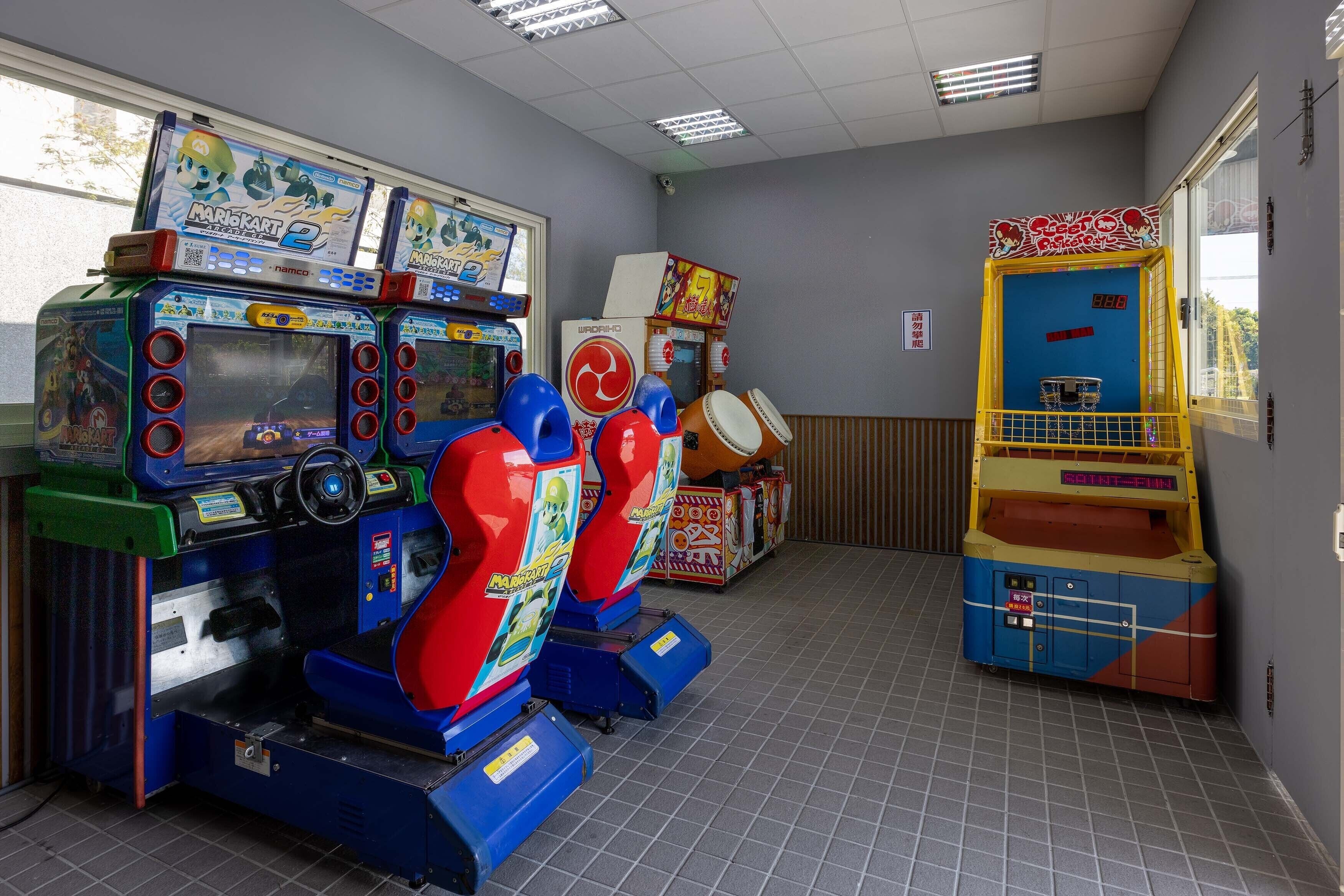 children’s play area – outdoor