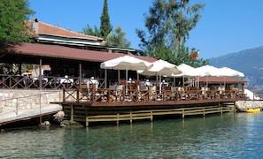 Dock