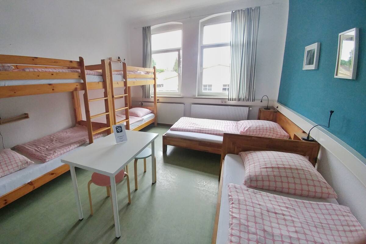 공용 도미토리, 남녀공용 도미토리 (6) | 1 개의 침실, 방음 설비, 무료 WiFi