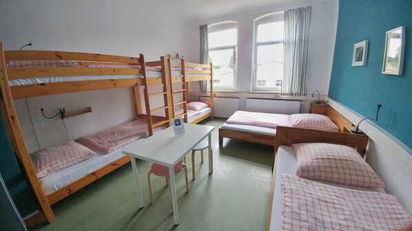 1 bedroom, soundproofing, free WiFi