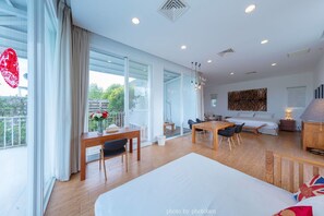 Quadrupla Signature, lato piscina | Una scrivania, tende oscuranti, Wi-Fi gratuito, lenzuola