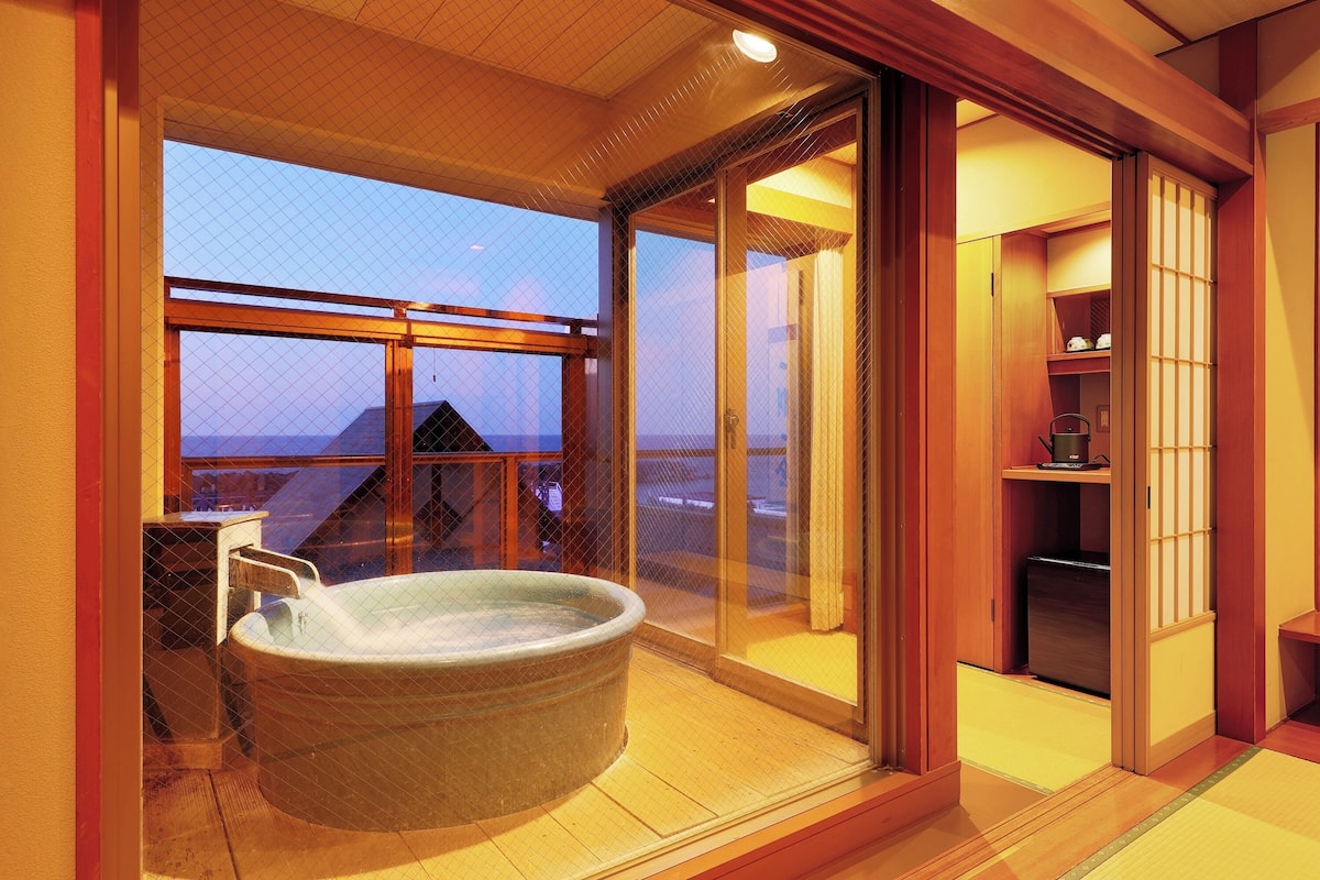 Kamer in Japanse stijl (Japanese Style, with Open Air Bath) | Een kluis op de kamer, geluiddichte muren, gratis wifi, beddengoed