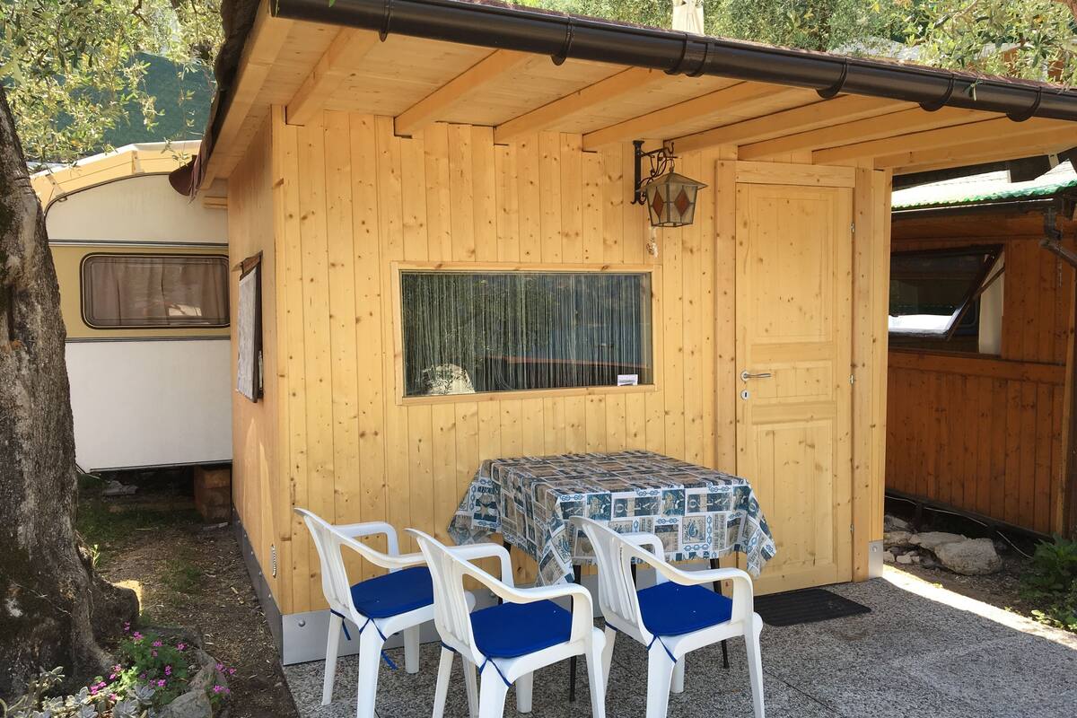 Basic-Bungalow, 1 Schlafzimmer, Gemeinschaftsbad (3 pax) | Terrasse/Patio