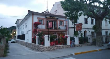 Hostal Rural Río Mundo