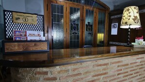 Unclassified image, 2 of 49, button - Posada del Camino Real (Torrelaguna)