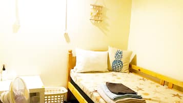 Free WiFi, bed sheets