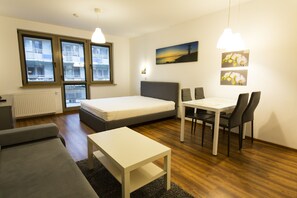 Apartamento luxo (Zdrojowa 18/36) | Roupas de cama premium, individualmente decorados