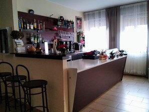 Bar (on property) - Ostello Angolo Verde (Angolo Terme)